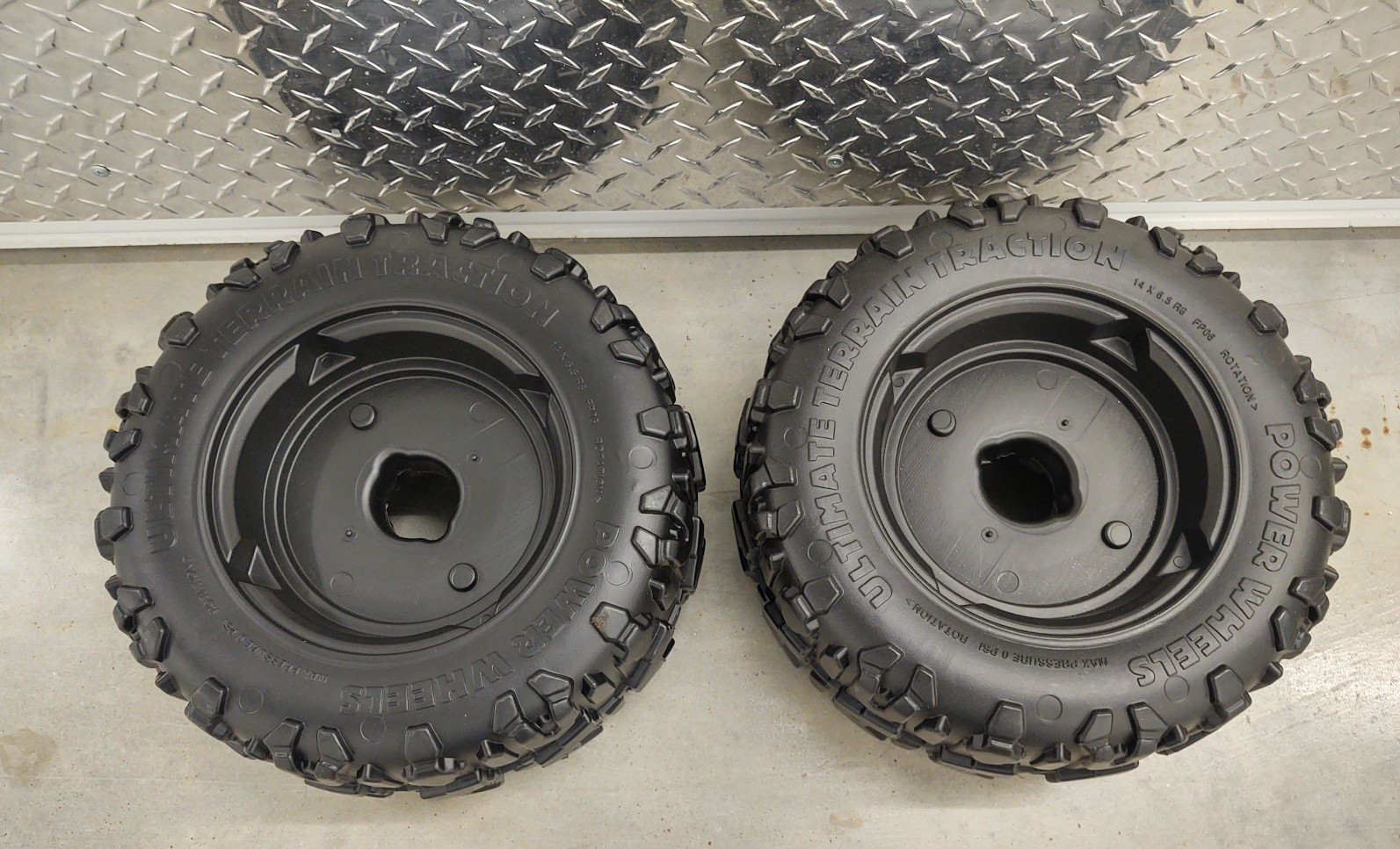 Power Wheels, Ford F-150, 2 pk Passenger Front Wheels, K8285-Q802-01, K8285-2039