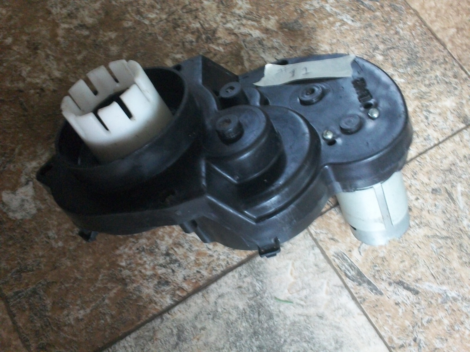 Power Wheels 21 TOOTH GEARBOX & MOTOR SMALL SHAFT USED 12 VOLT #11
