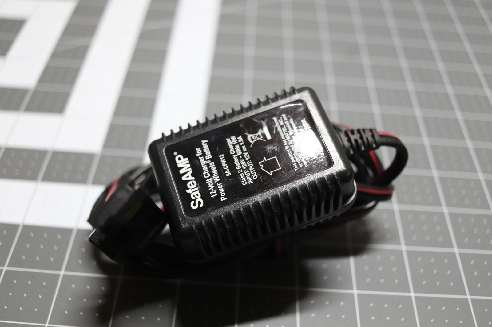 12V Charger for Power Wheels Gray Battery 12-Volt SafeAMP SA-CPW12