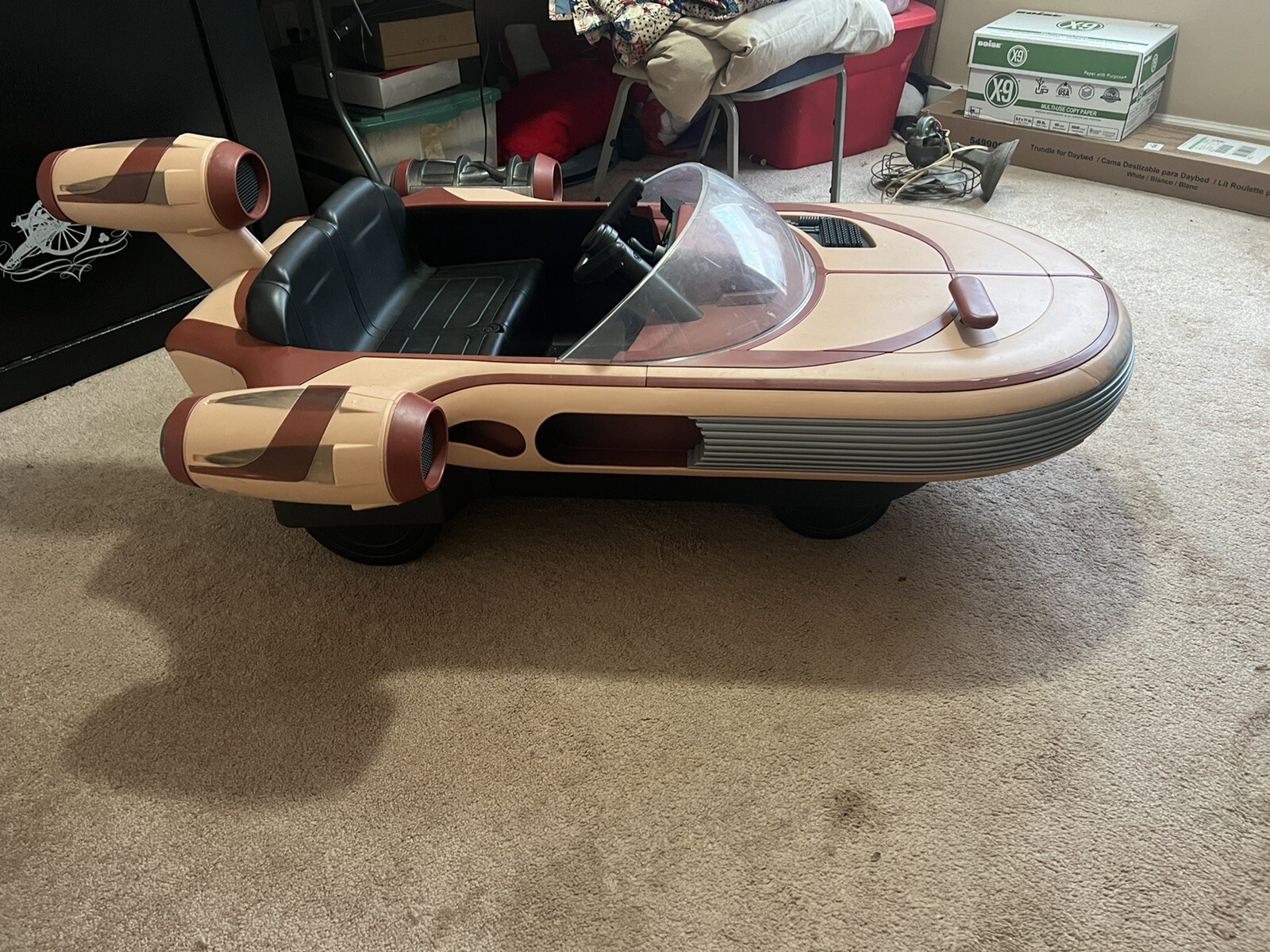 Radio Flyer Star Wars 12V Luke Skywalkers Landspeeder Ride On