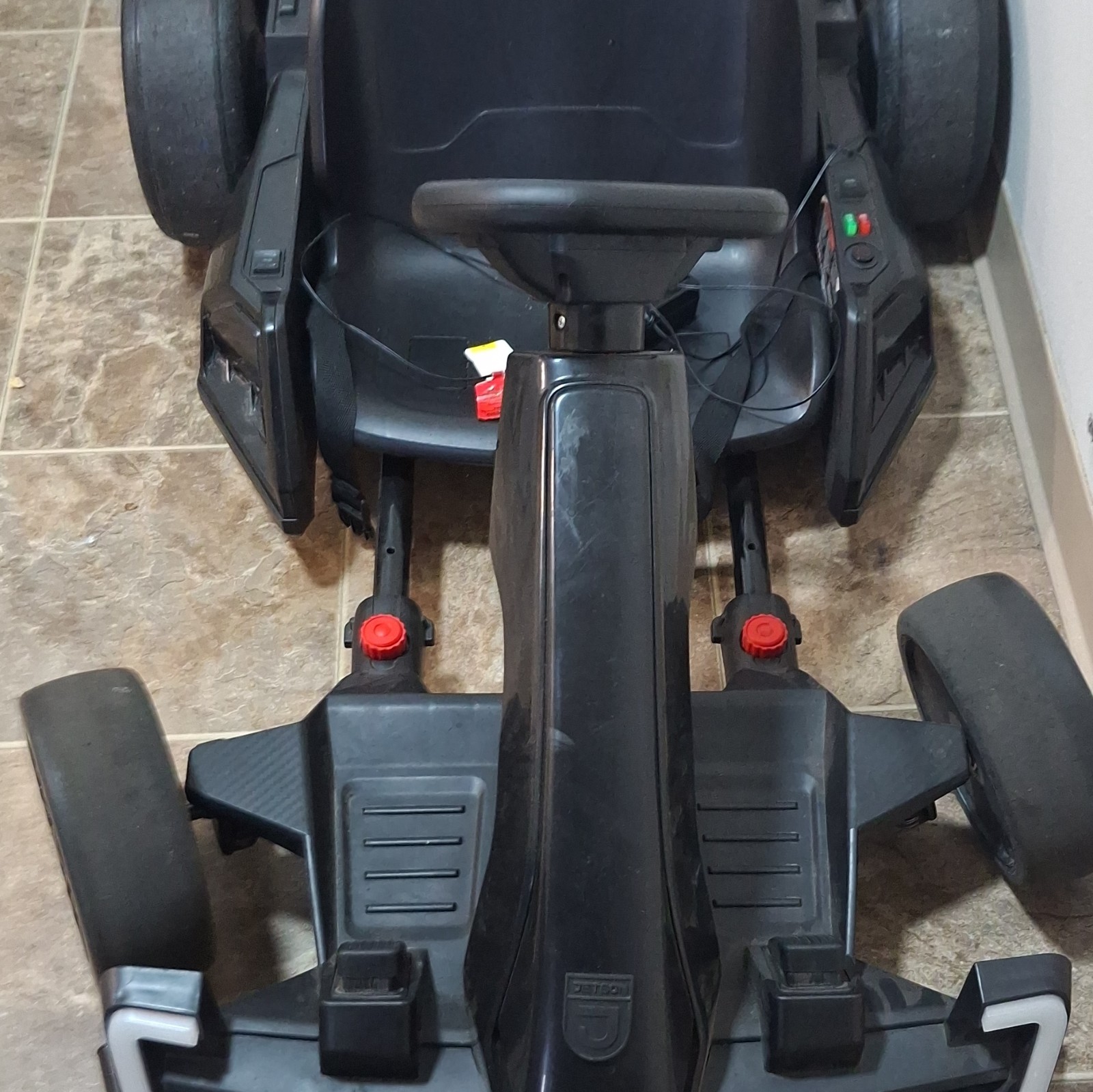 Jetson Battery Powered Ride-On Go-Kart, Black, Includes Charger