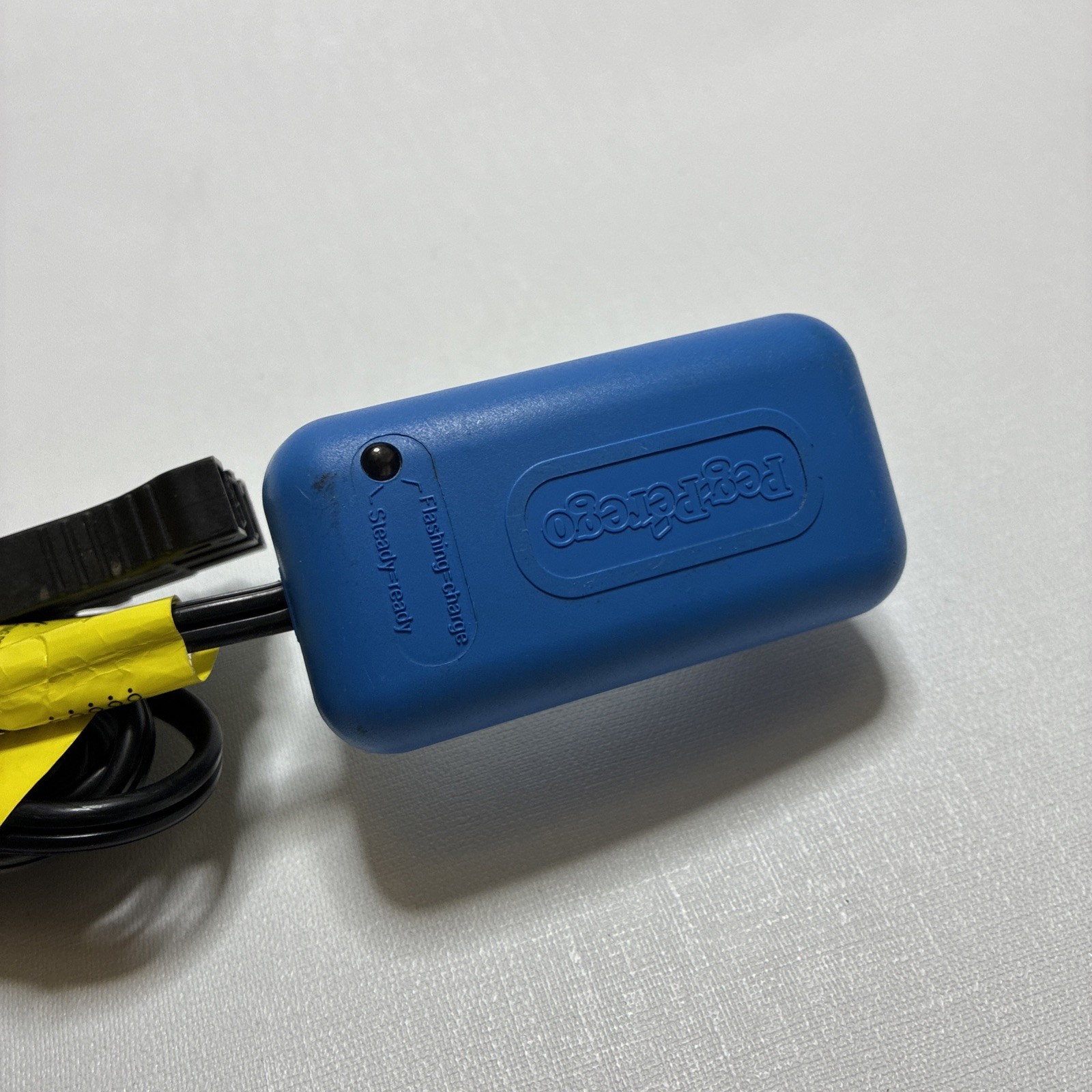 Genuine Peg-Perego 12V DC Class 2 Battery Charger Model 25200030