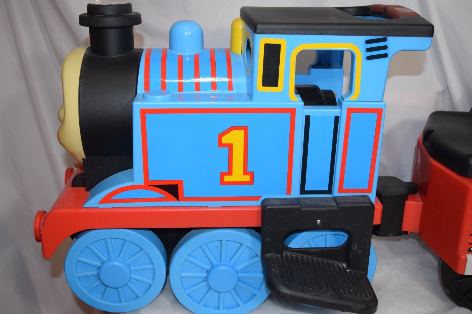 Peg Perego Thomas Tank Engine Train Ride On With Coal Car Battery Charger GUC