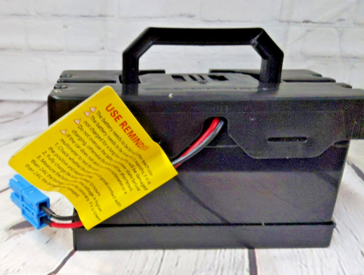 Dynacraft 24V Trail Rider Replacement Battery with Case 24 Volt 7 Amp