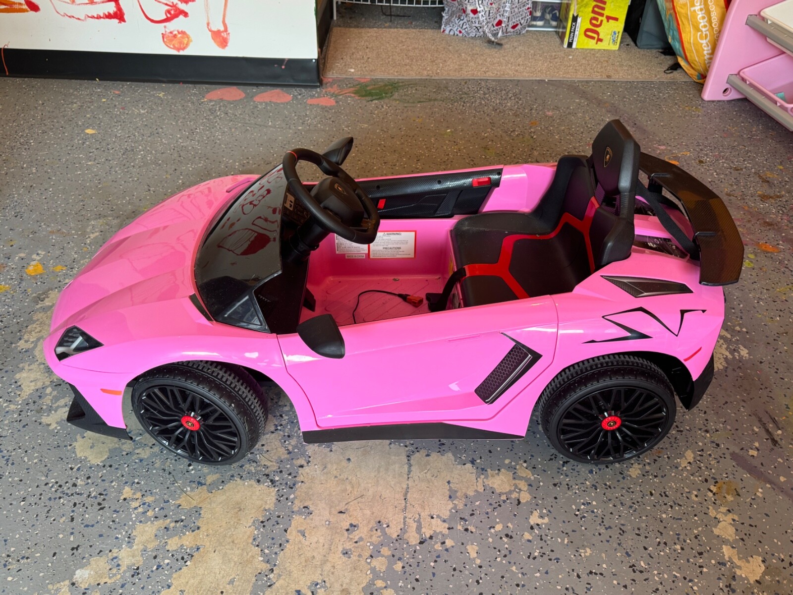 Pink Liscensed 12V Lamborghini Aventador Kids Car. Lightly Used, Battery Powered