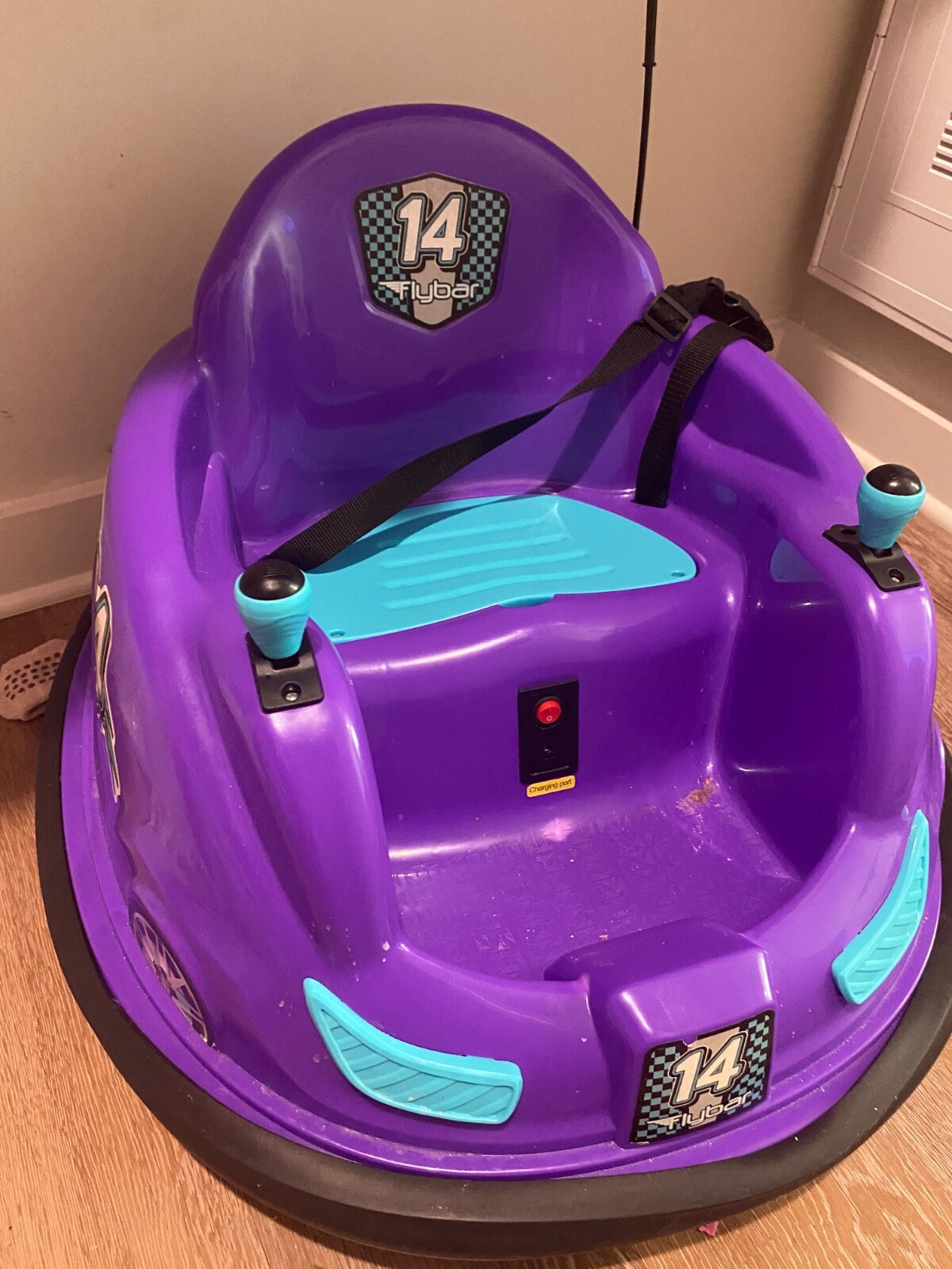 Flybar Disney Minnie 6V Bumper Car Ride-On Toy for Kids – Fun Adventure!