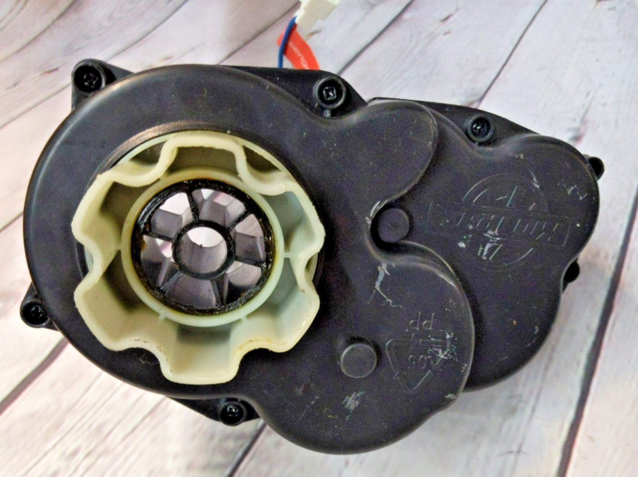 Genuine Kid Trax 12V Dodge Ram3500 Dually, Marvel Hulk Passenger Motor Gearbox