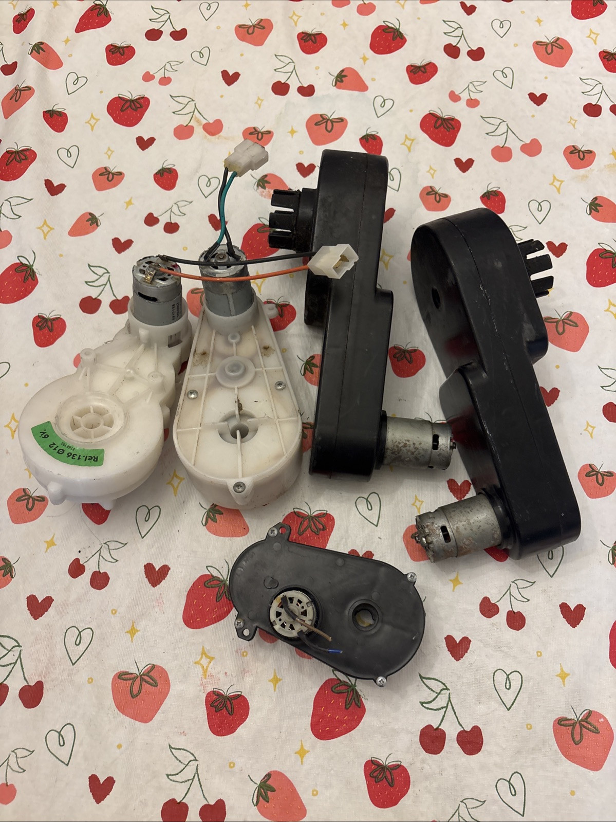 Lot Of Kids Ride On Car Gearbox And Motors Variety Size And Brand