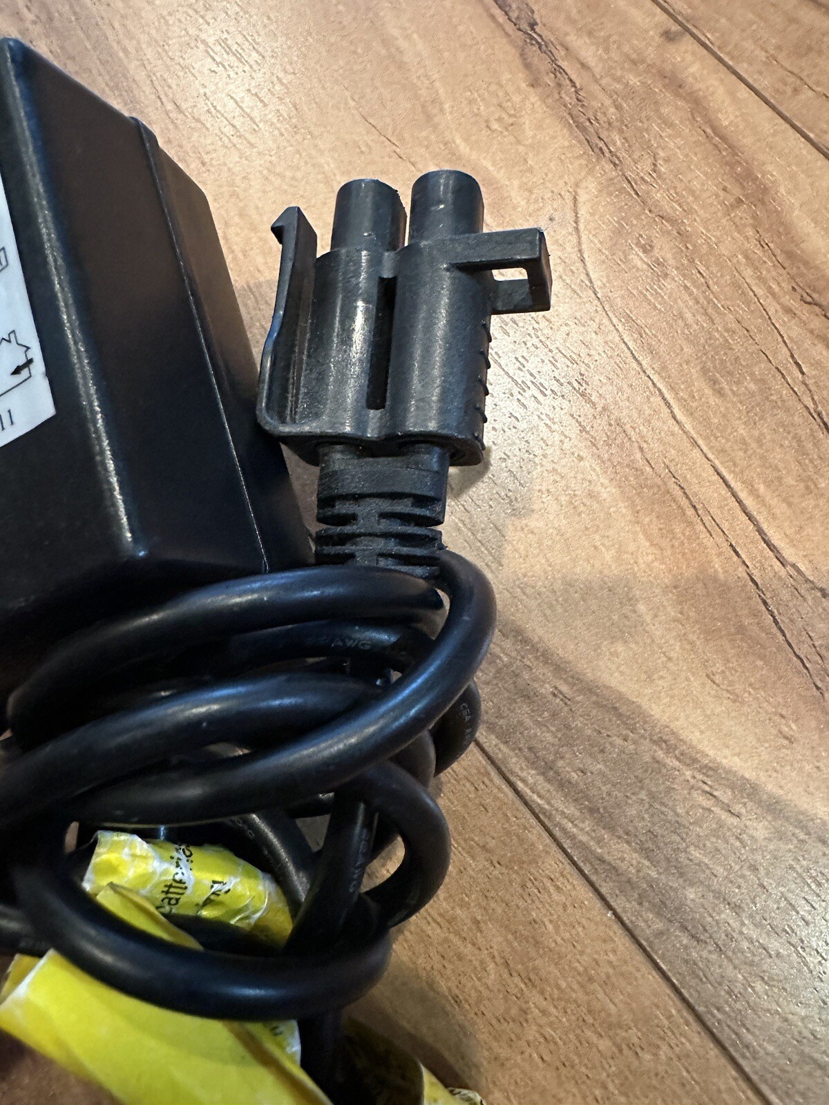 Shengle SL06-04-01 Battery Charger Class 2 Kid Trax Motion Trends 7V .8A