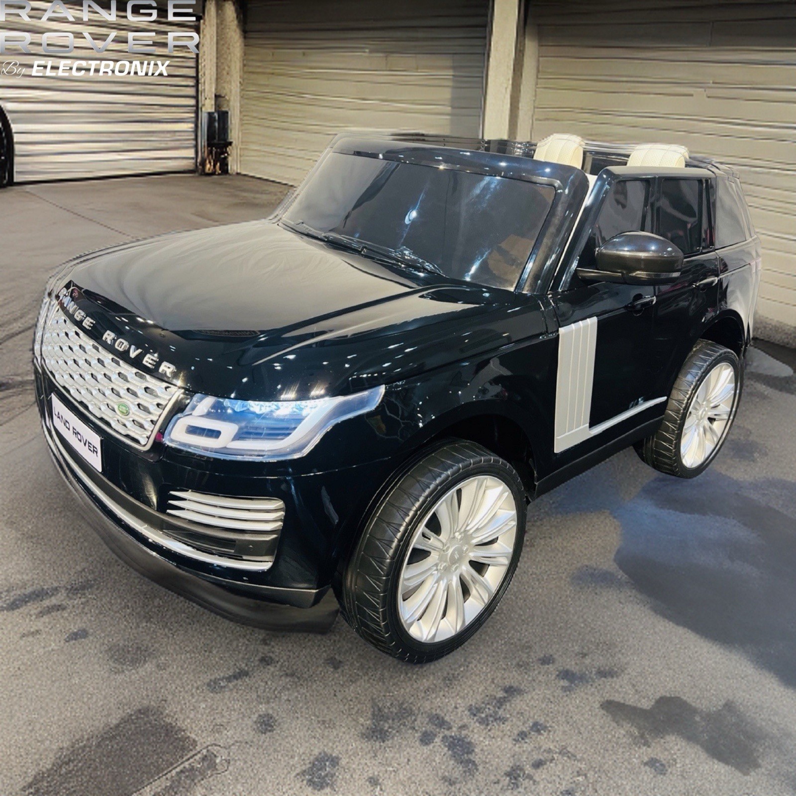 Ride on Big kids (4+) Range Rover (Display Model-Store pickup)