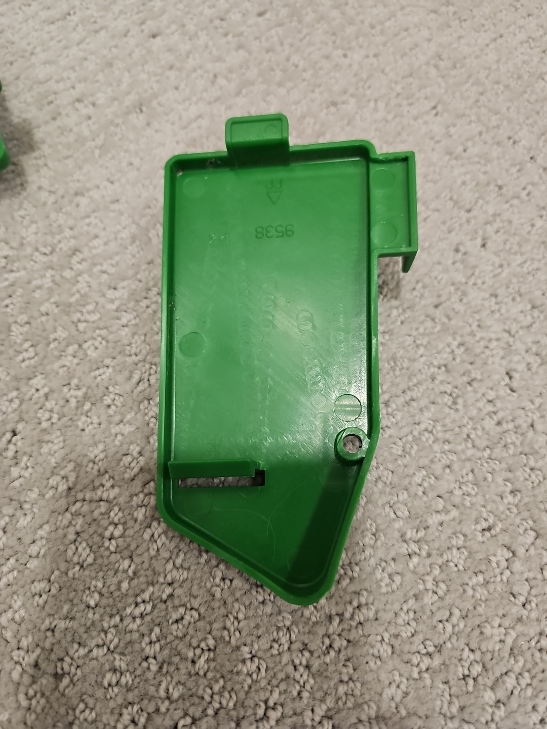 2 Peg Perego John Deere Tractor Plastic Body Panels Bracket Insert Kids Children