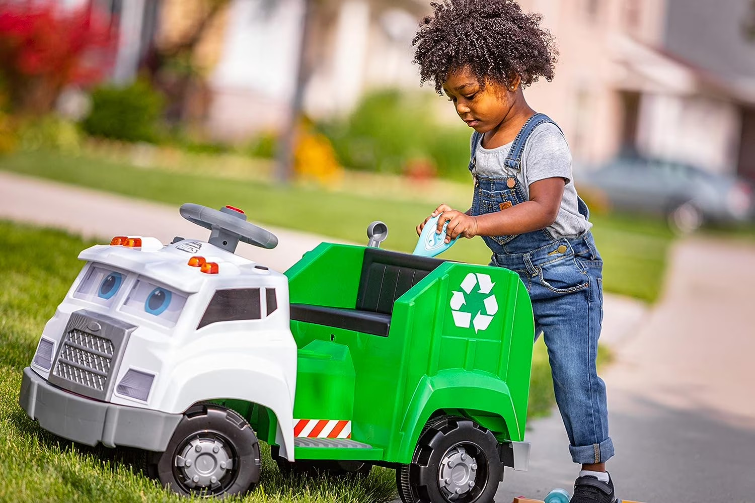 Kids Ride On Toy Recycling Fire Truck 6V Battery Powered Interactive Sounds