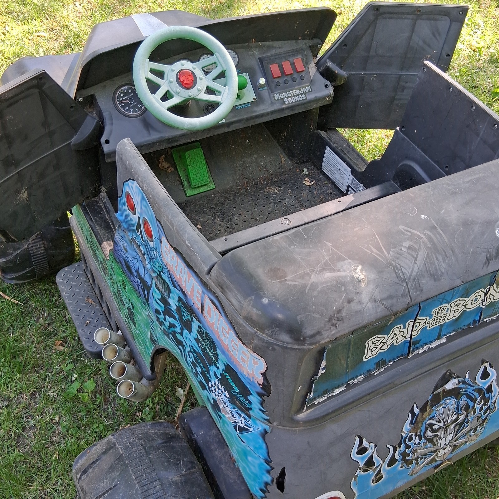 Grave Digger Power Wheels 24V