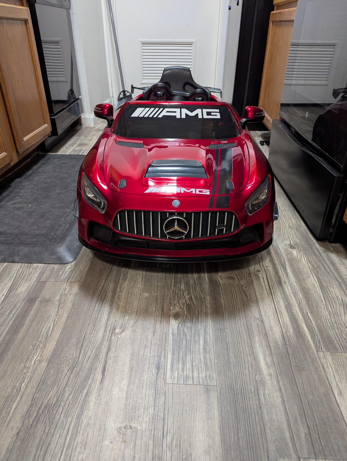 Kids 12V Ride On Car Licensed Mercedes Benz AMG GTR W/MP3 & REMOTE Control Red