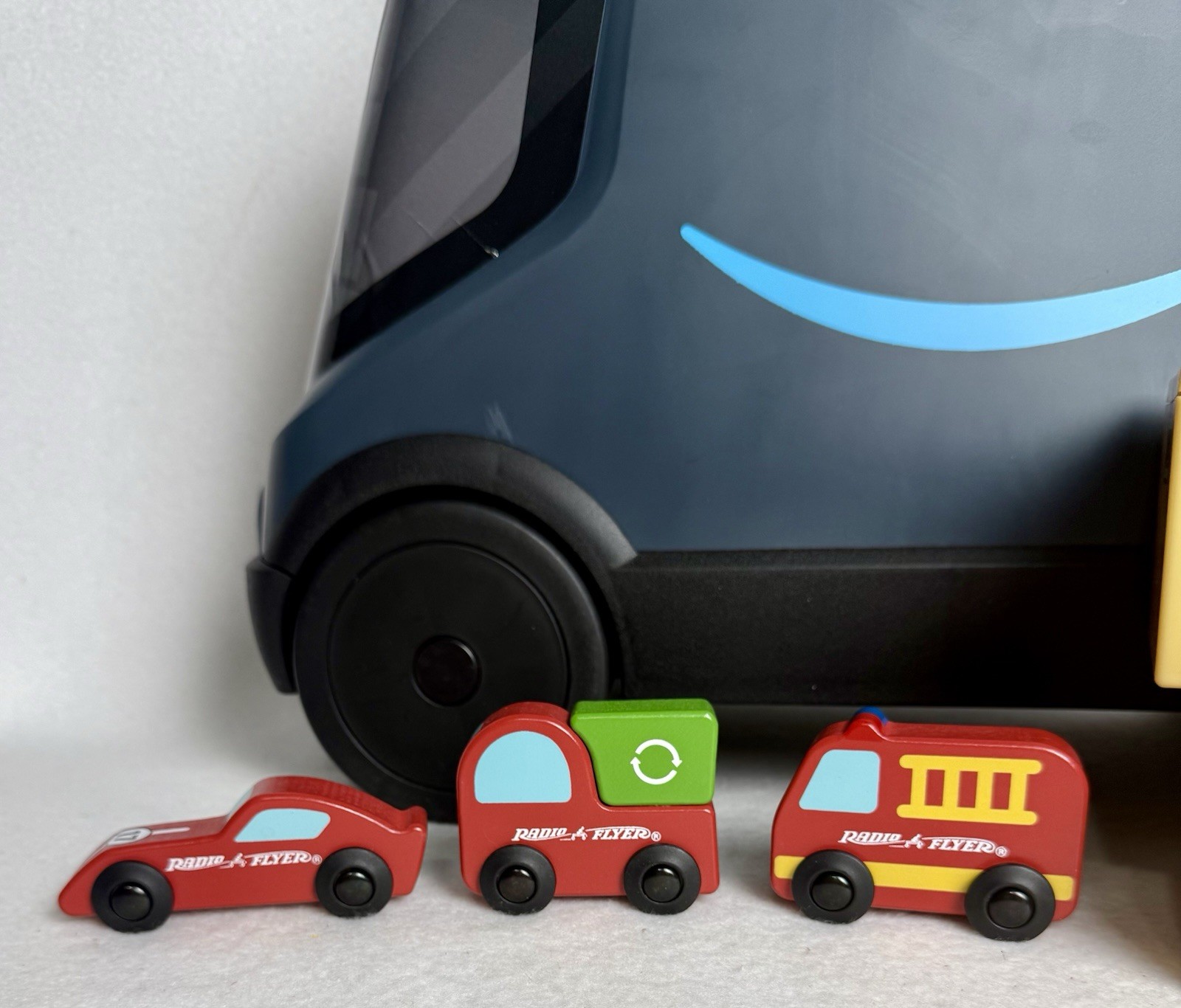 Amazon Delivery Van Ride on Toy for Kids, Blue Toddler Ride on Toy for Ages 2+
