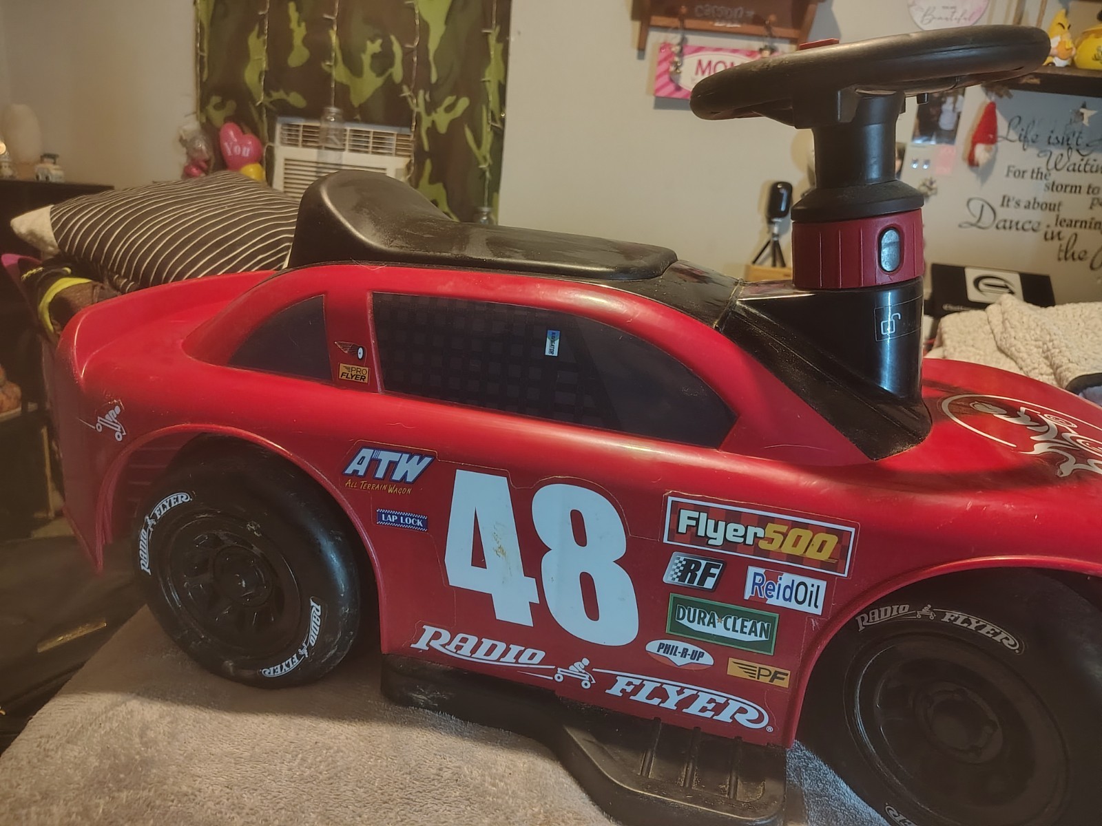 Radio Flyer 6v Racer Ride On Car for toddlers