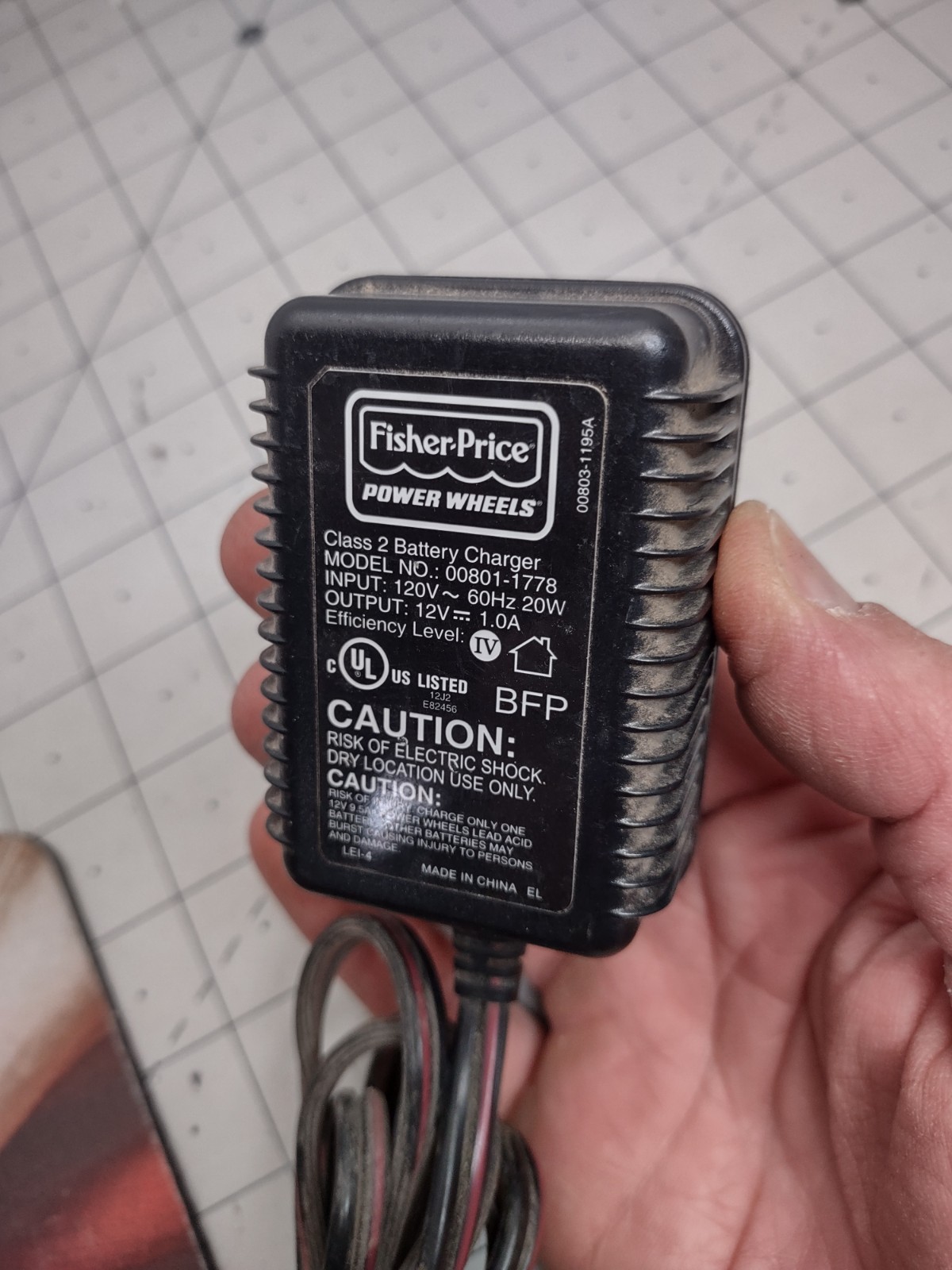 Fisher Price Power Wheels 00801-1778 Class 2 Battery Charger 12 Volt and Whip