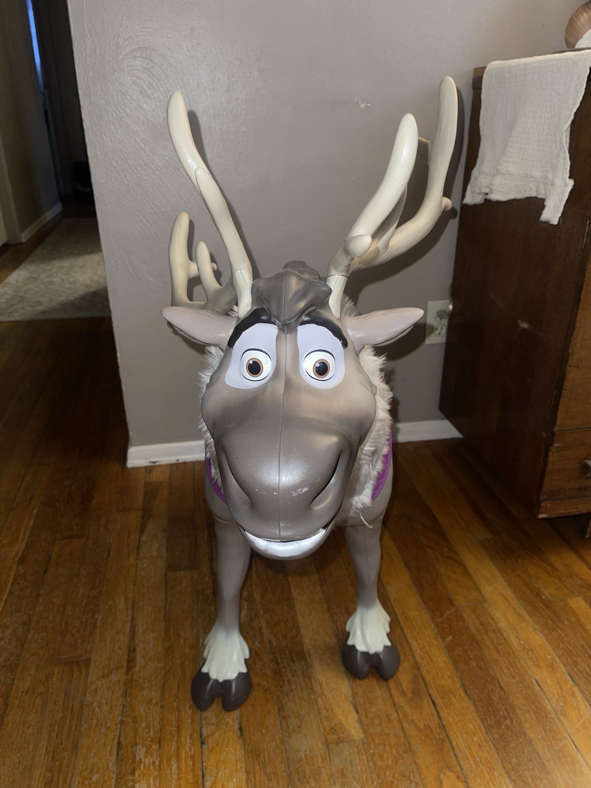 SVEN Disney Frozen 2 Ride On Reindeer My Size Playdate Sounds Child Size