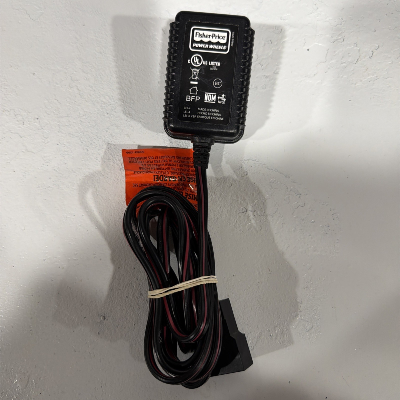 Power Wheels Fisher Price Mattel Blue 6 Volt Charger (00801-1781)
