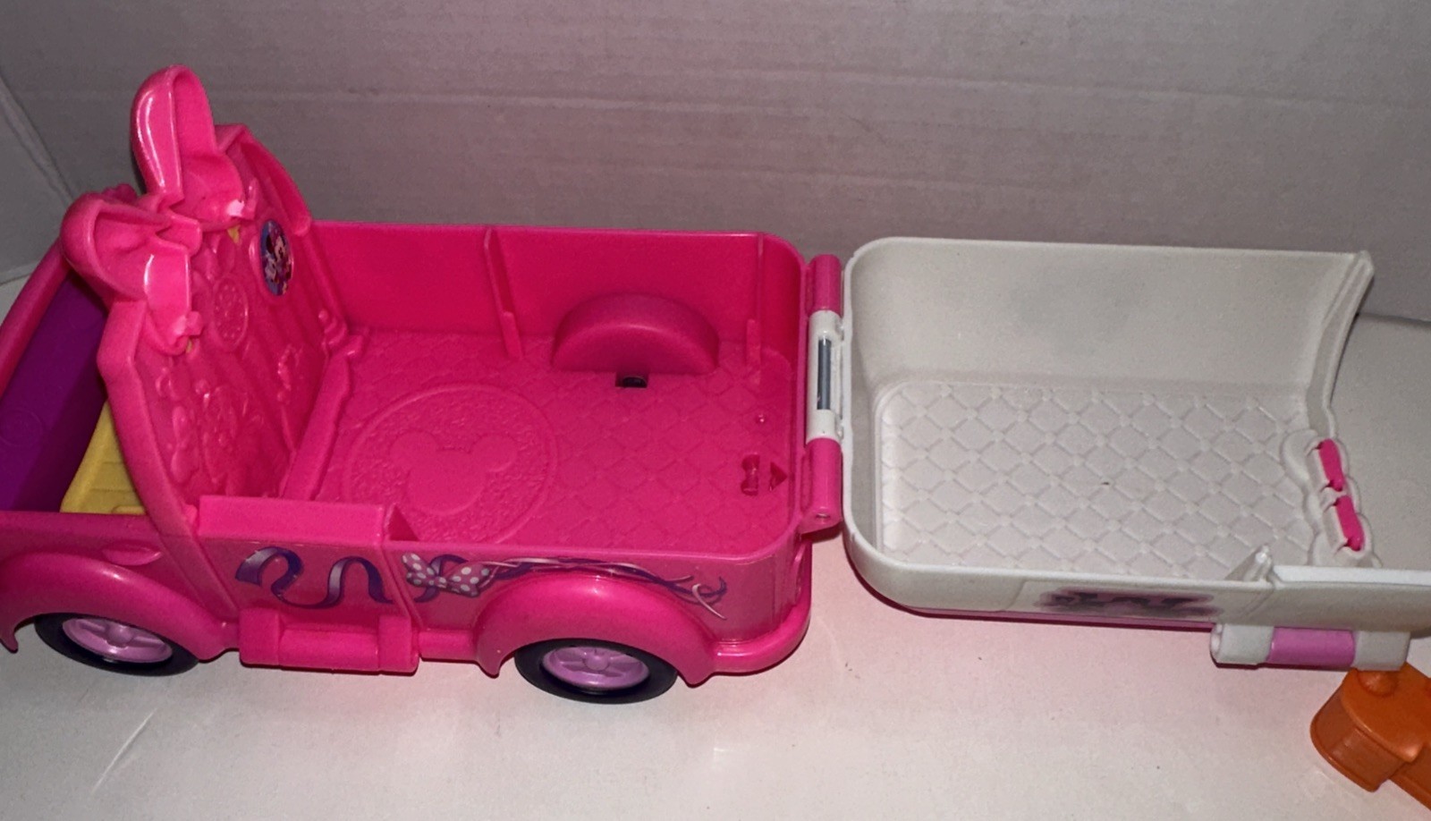 Disney Minnie Mouse Happy Helpers Van Plus Figures Pets Furniture Lot