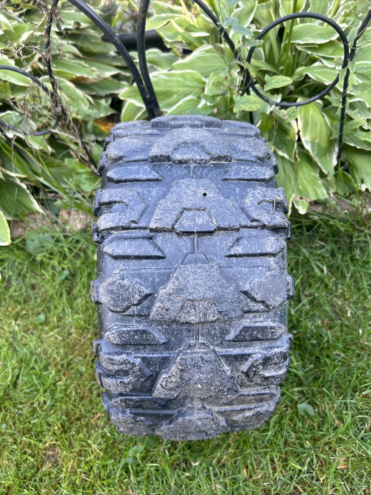 Power Wheels, Ford F150 Front Left Passenger Wheel And Hubcap With Rear Hub