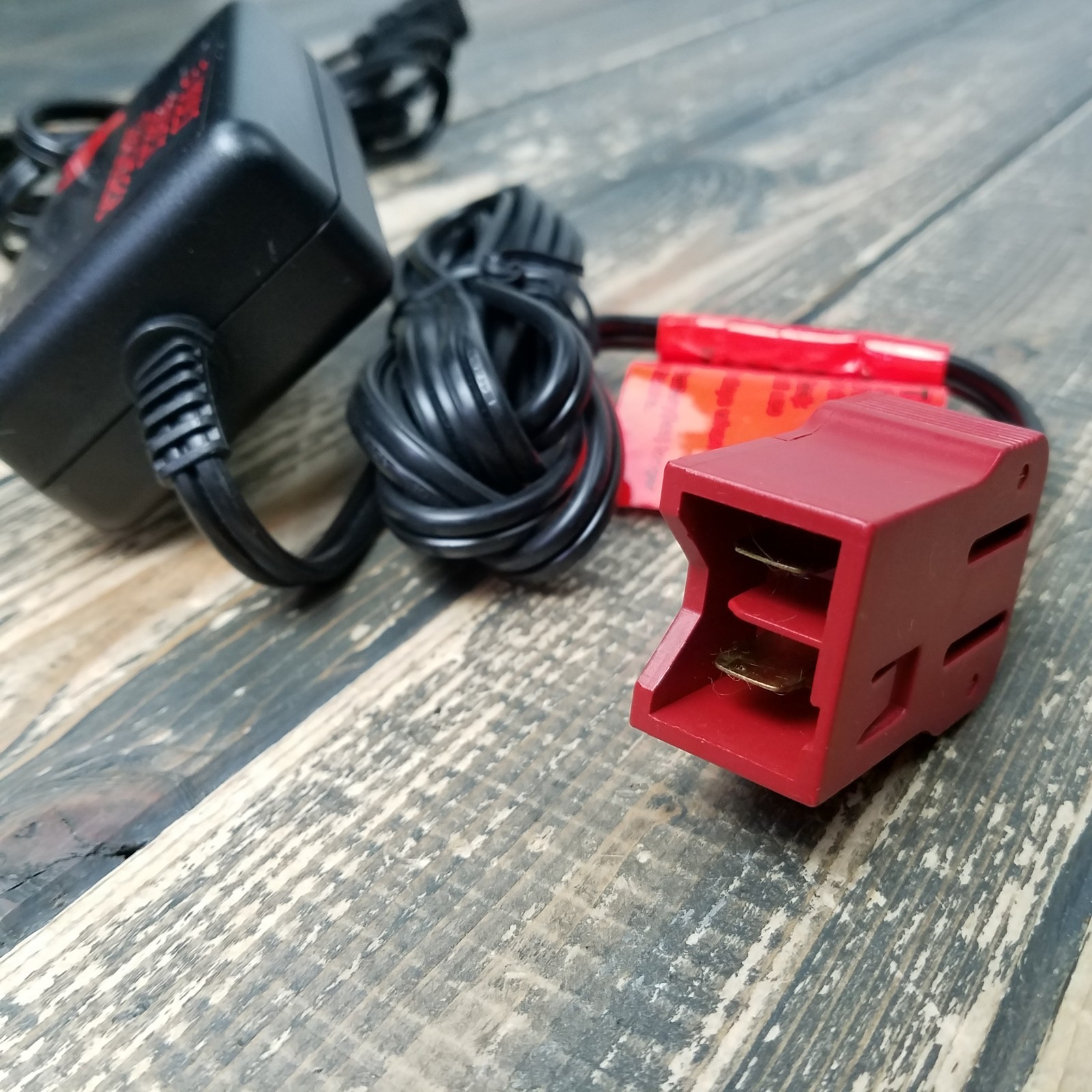 Fisher Price 6V Power Wheels 6 Volt Quick Charger Model 00801-1484 ( 6V 2.5A )