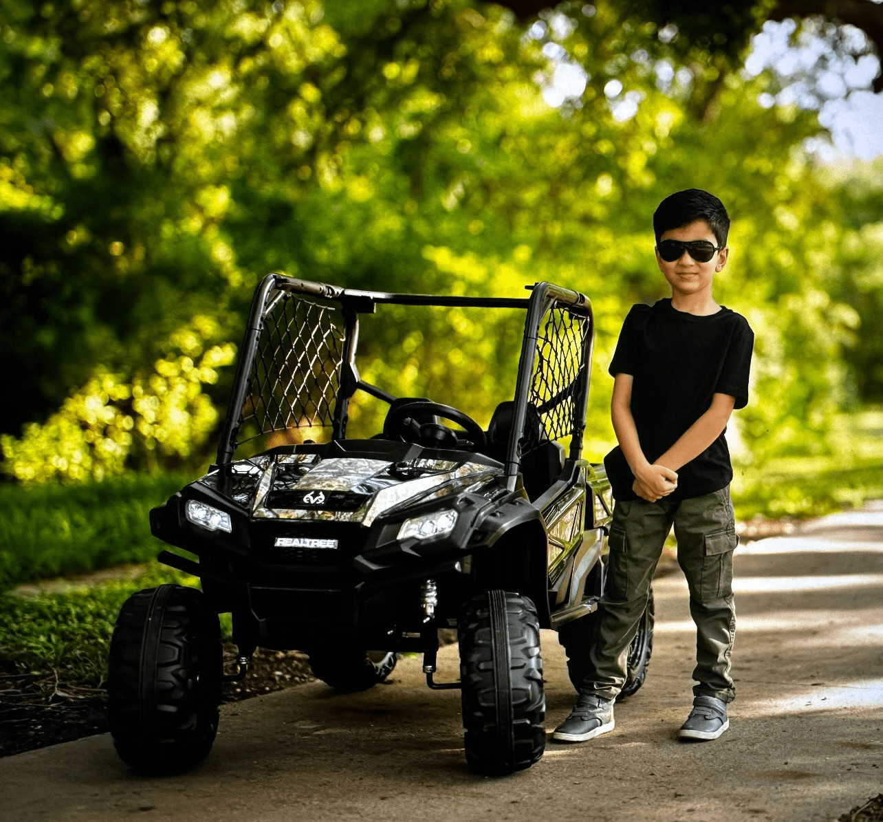 24V Realtree Camo UTV Battery-Operated Ride On Toy Remote Age 3+ Realistic