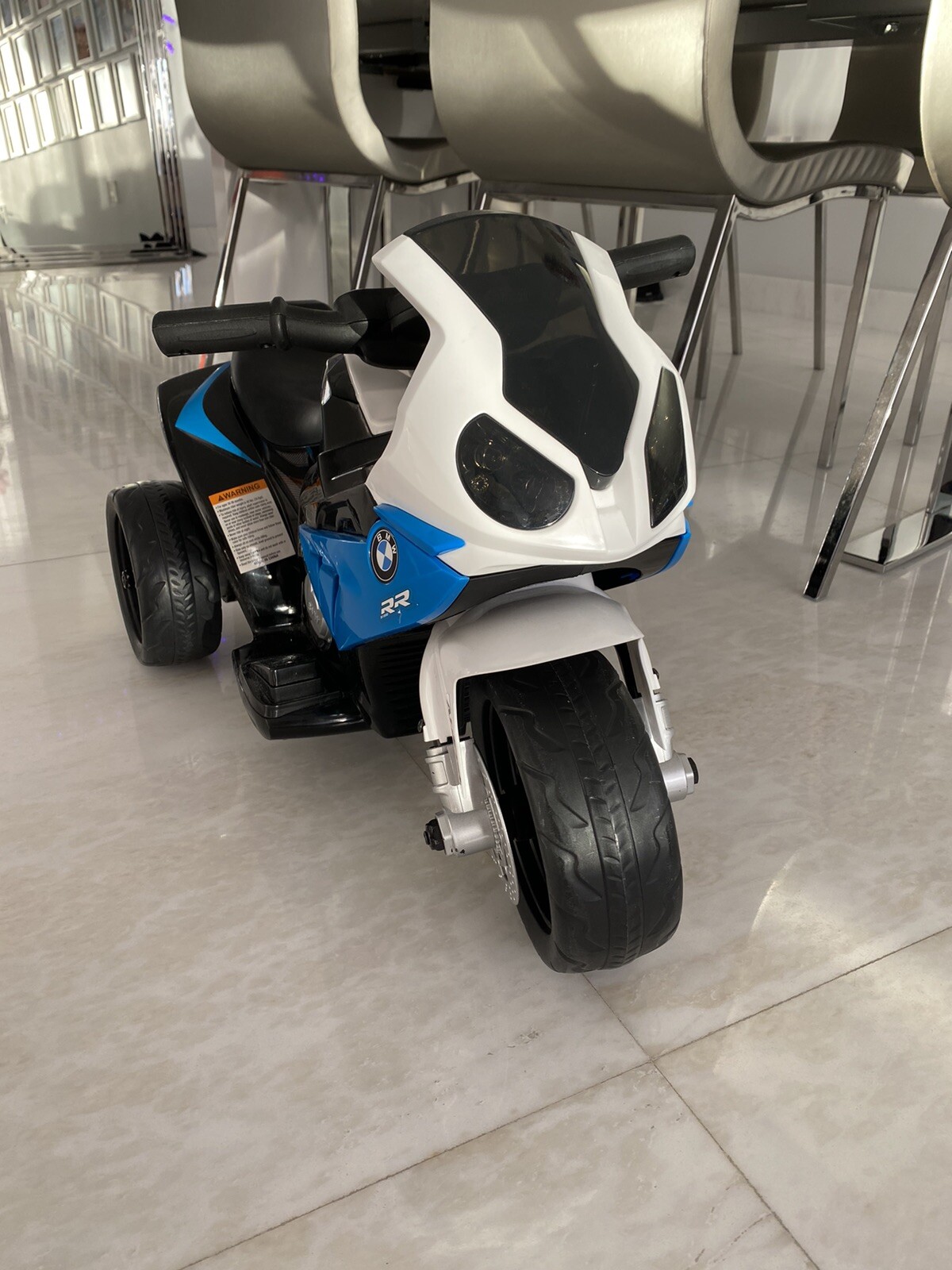 6V BMW 3 Wheels Electric Motorcycle