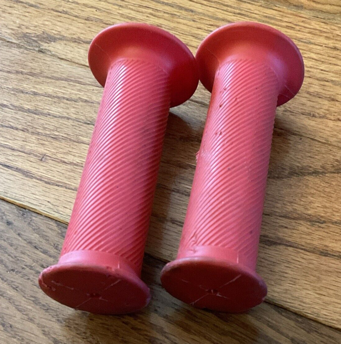 BCP 12V Kids Ride On 4-Wheel ATV Grips Red Set of 2 Kids Toys Replacement Part