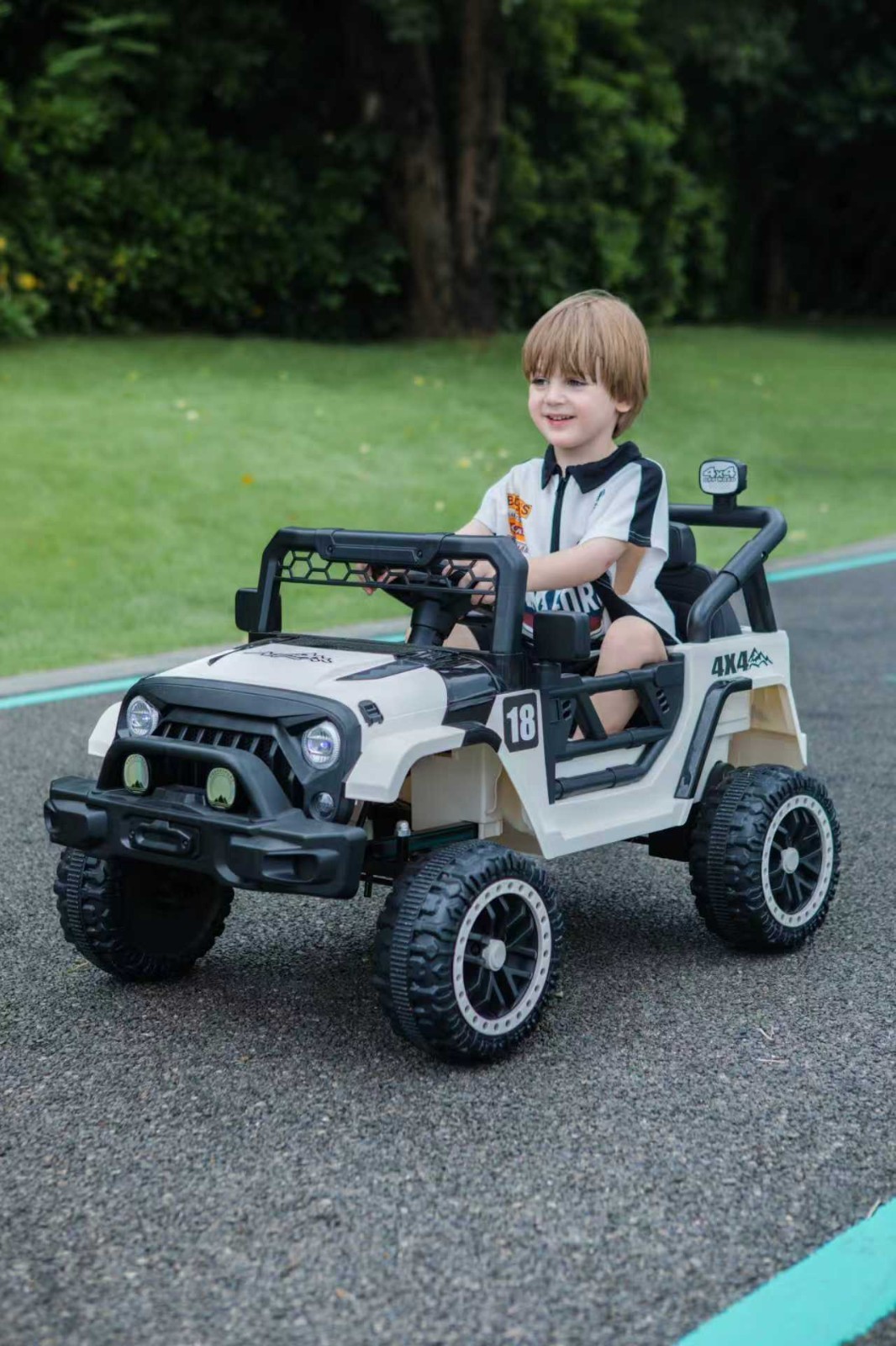 12V Ride-On Car, w/Parent Remote Control, LED, Music & Safe Spring Suspension