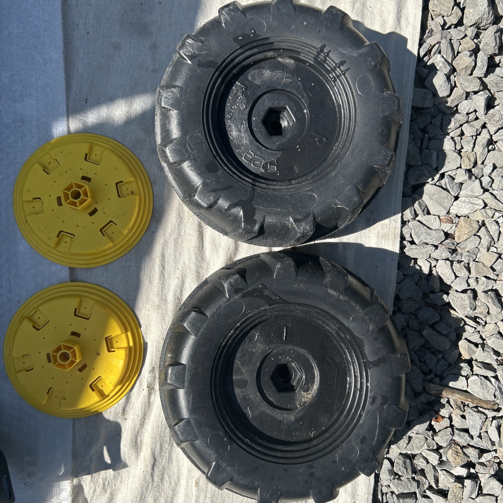 Peg Perego John Deere Gator Front Wheels Black Unfinished