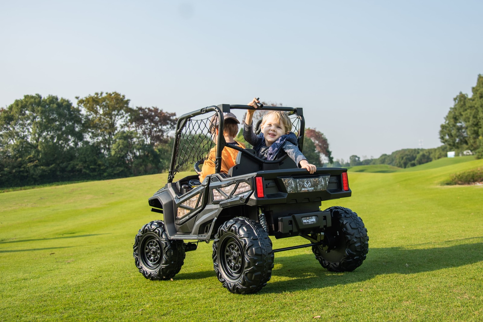 24V Realtree Camo UTV Battery-Operated Ride On Toy Remote Age 3+ Realistic