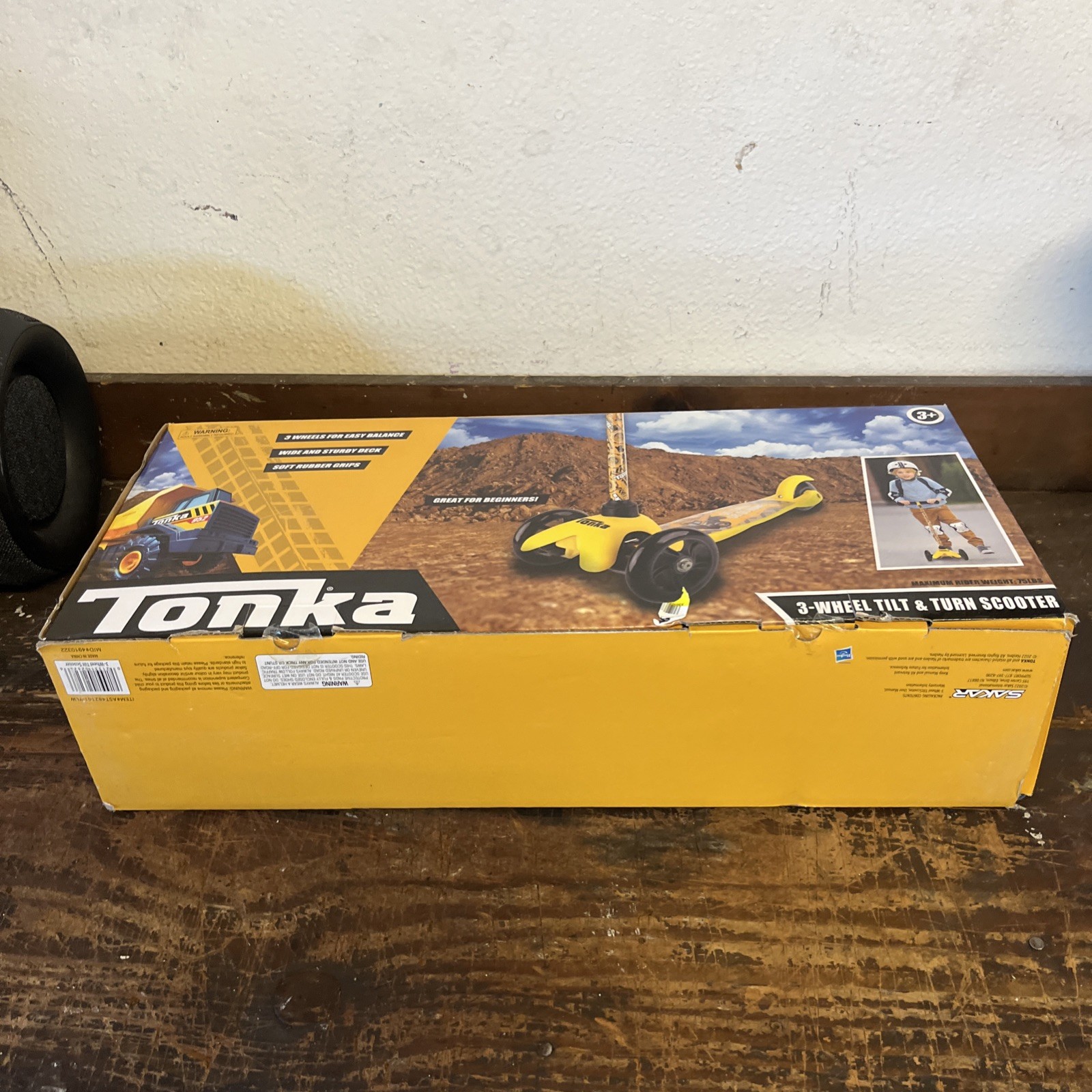 Tonka 3 Wheel Tilt N Turn Outdoor Scooter RARE Cars John Deer Yellow Age 3+ NIB