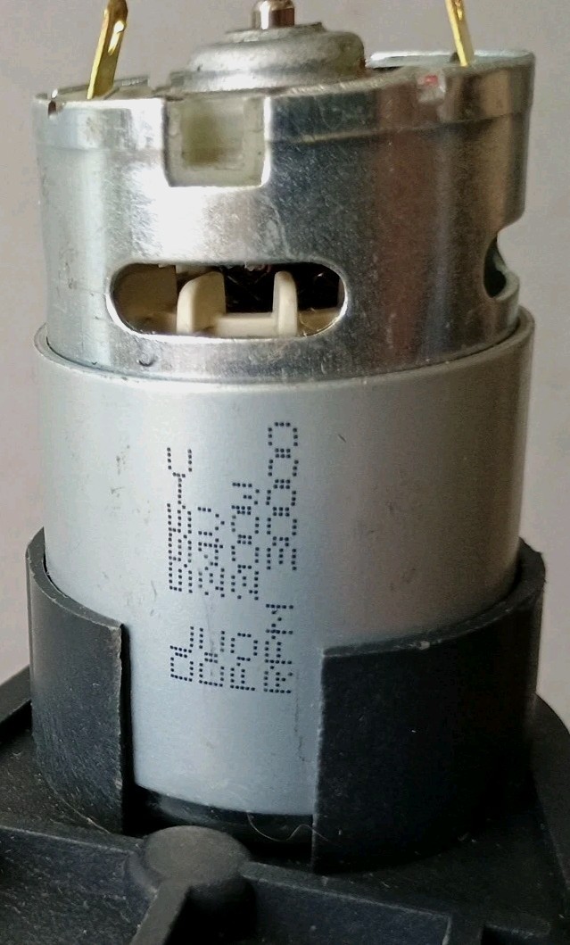 Caja de cambios Con Motor Para Carro Infantill de 24 voltios y 30000 RPM 555C