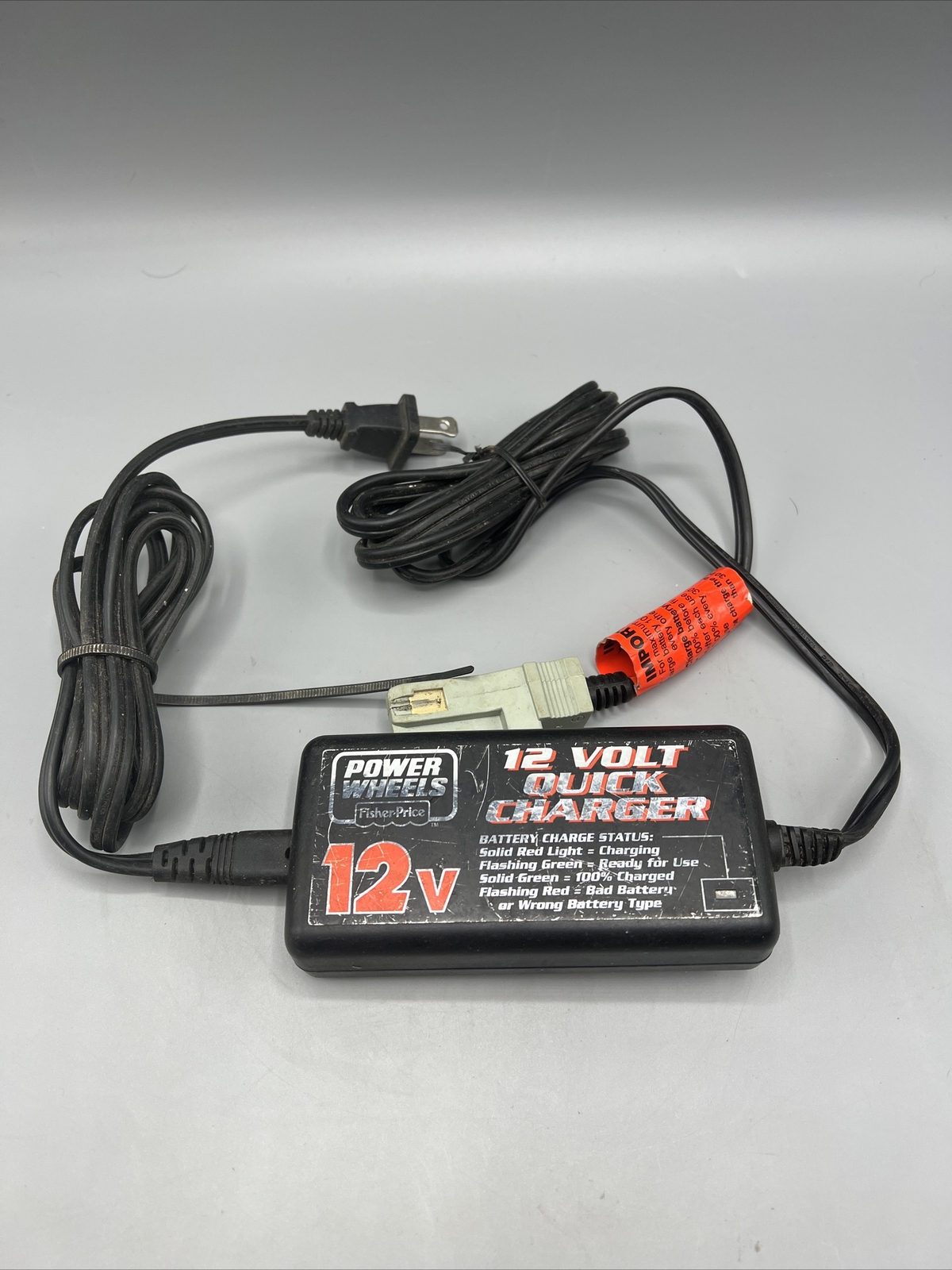 Power Wheels 12 Volt Quick Charger Fisher Price Model 00801-1429 works