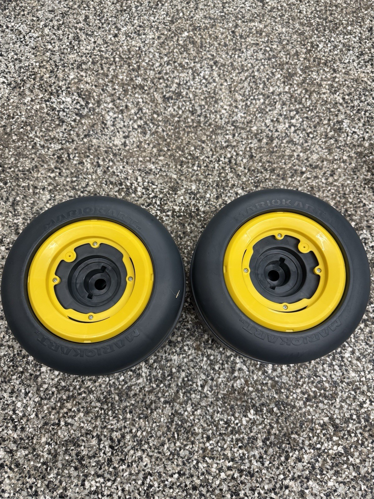 Mario Kart Yellow Hub Front Wheels For 24v Battery Operated Ride-On Toy