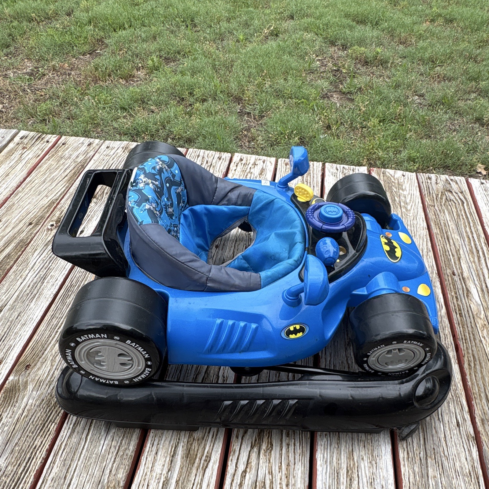 TODDLER Batman Blue & Black Ride-On Car Toy