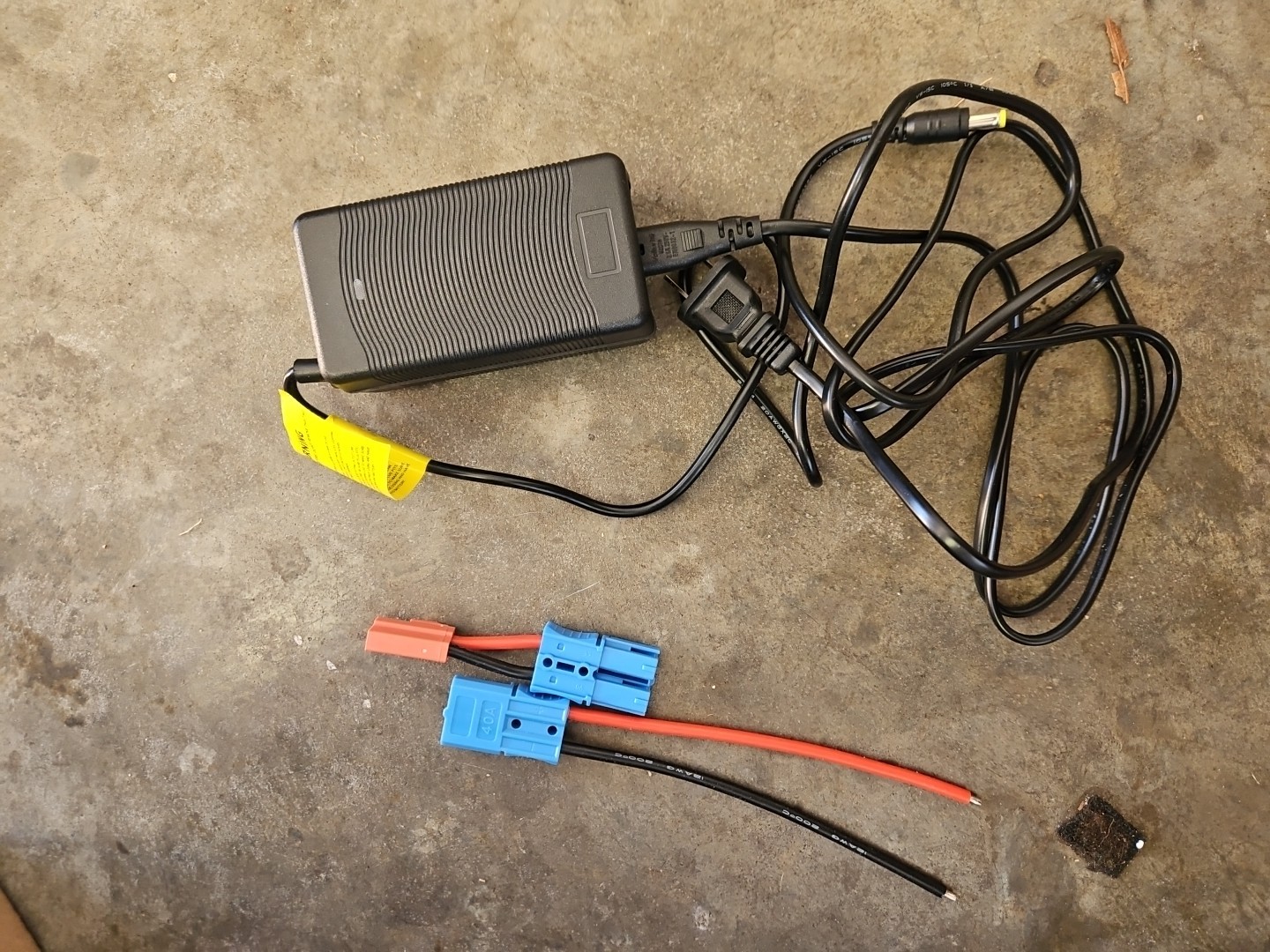 Vatoso 24v 7ah Lithium Ion Battery W/ Charger, Spare And Adapter
