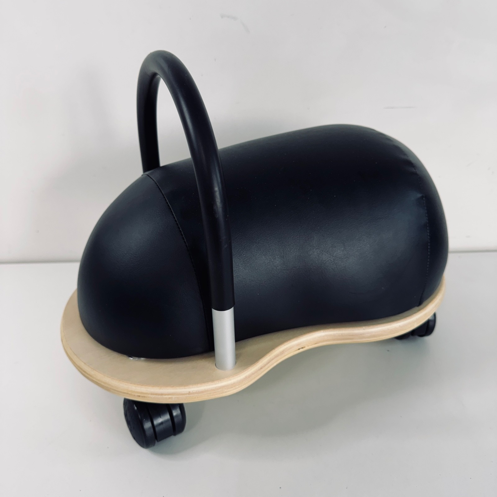 Original Wheely Bug Ride On Scooter Toddler Toy PRINCE LIONHEART Handle / Black