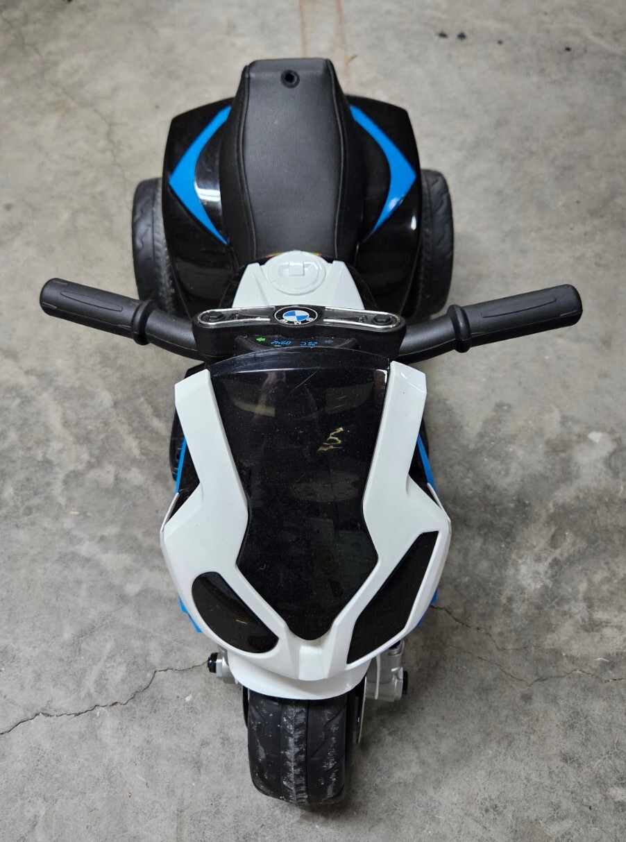 BMW Trike 3 Wheels Battery Power Motorcycle Children 18 To 36 Months