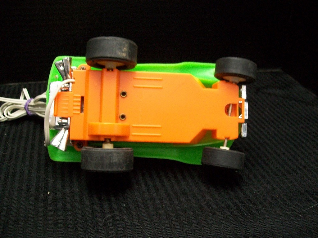 BATTERY OPERATED VOLKSWAGEN SAND BUGGY