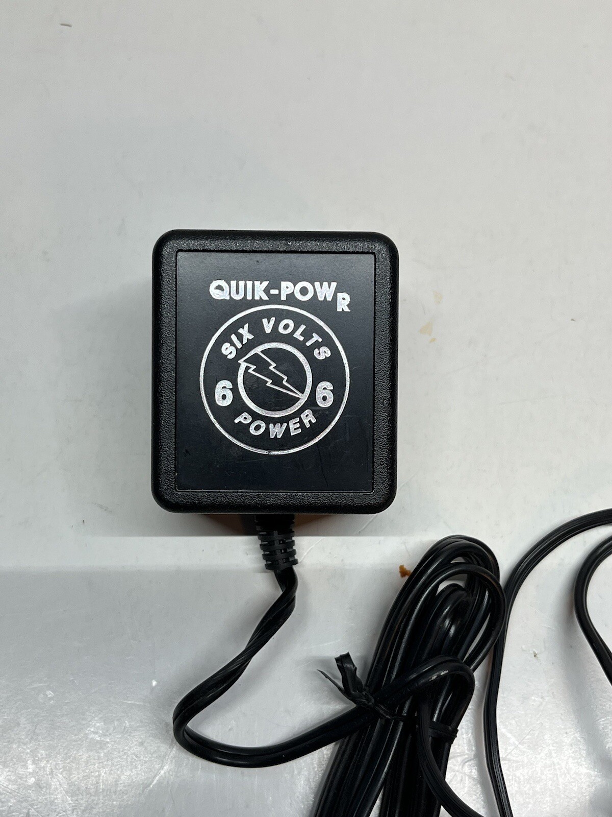 6V 6 volt battery charger black plug adapter ac dc VDC