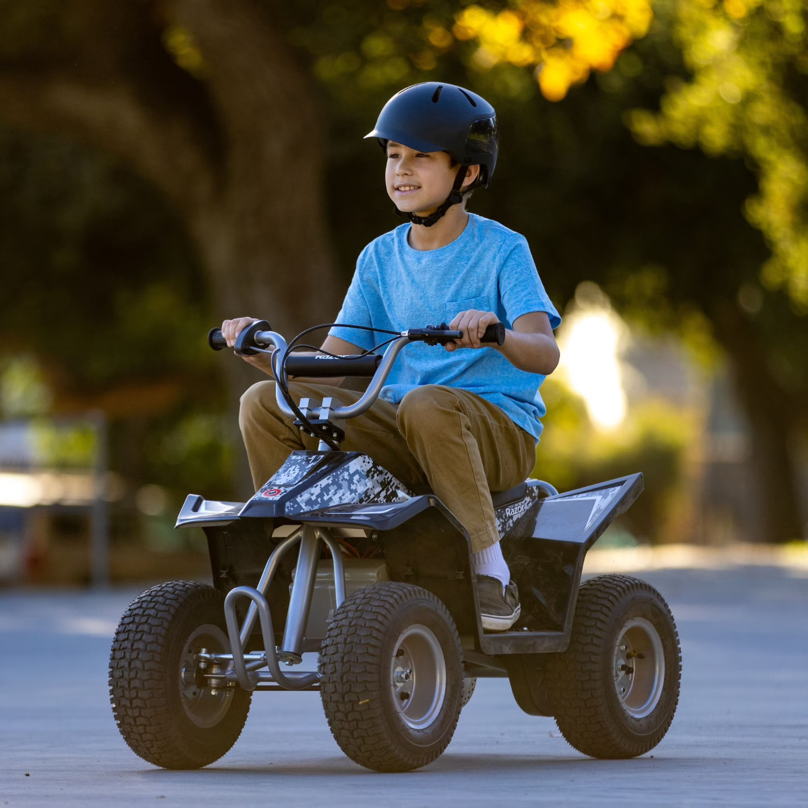 Razor Dirt Quad 24V Powered Ride-on 12″ Knobby Tires up to 8 mph Electric 4-Whee
