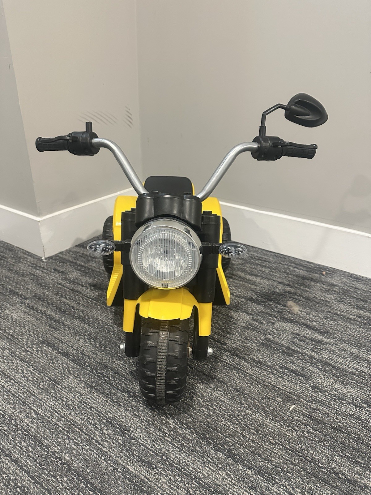 Aosom Kids Electric Pedal Motorcycle 6V Battery Powered