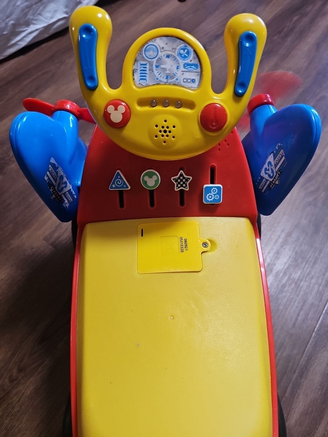 Kiddieland 55376 Disney Lights and Sounds Activity Ride-On Mickey Mouse Plane