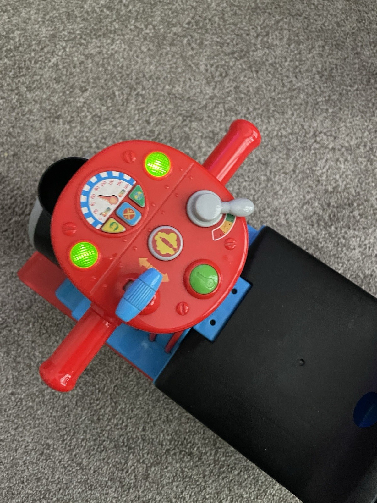 Kiddie land Thomas The Train Tank Engine Activity Ride On Lights Sounds