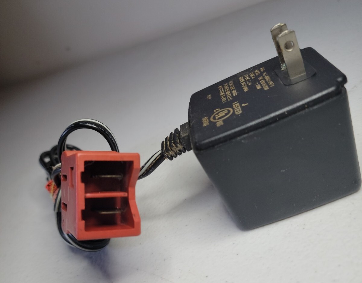 Tested POWER WHEELS 6 VOLT SUPER BATTERY CHARGER MODEL BC-120-61200 CLASS 2