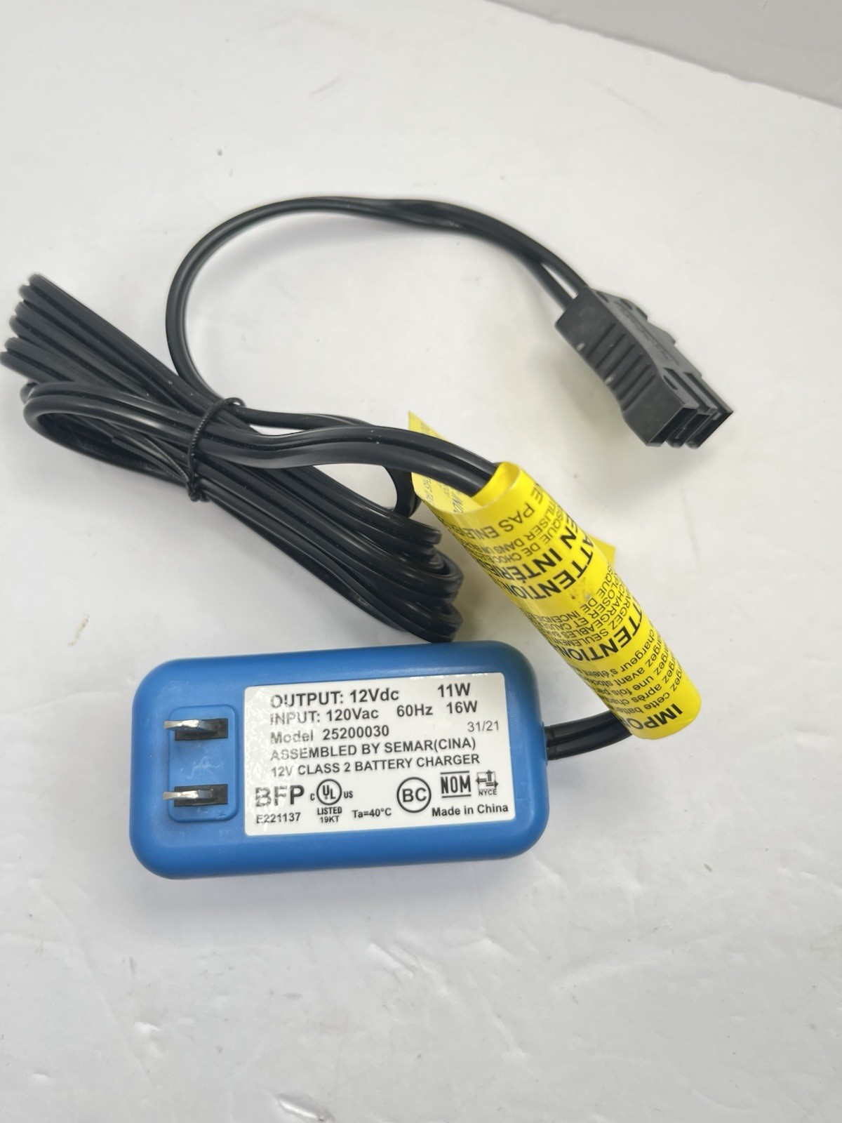Genuine Peg-Perego 12V DC Class 2 Battery Charger Model 25200030 OEM