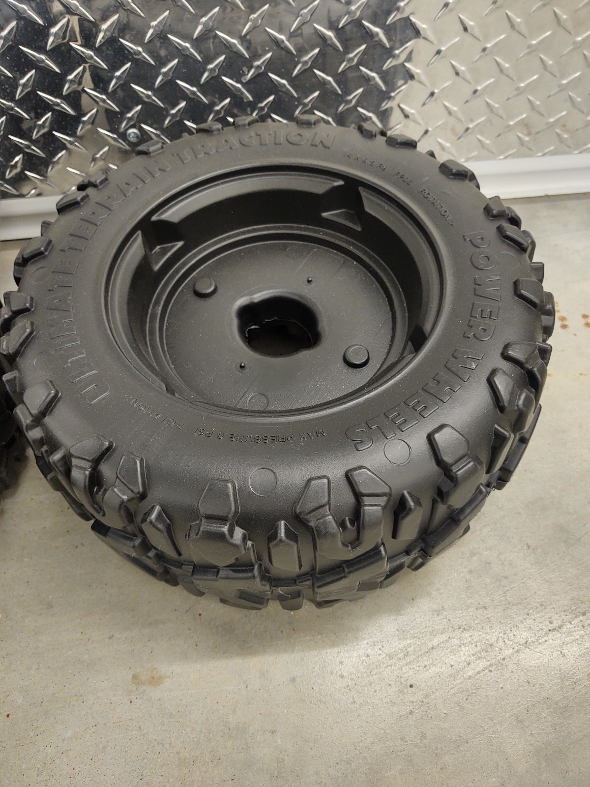 Power Wheels, Ford F-150, 2 pk Passenger Front Wheels, K8285-Q802-01, K8285-2039