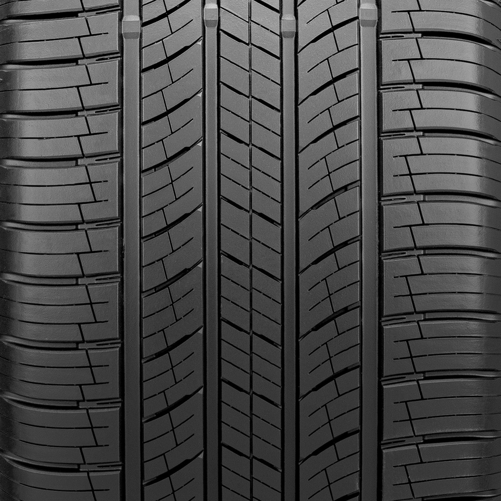Nexen Roadian GTX All Season 235/60R18 107V XL Passenger Tire
